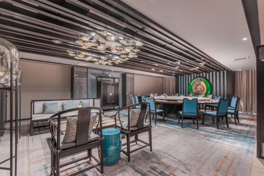 Qingdao Treasure Hotel photo 4