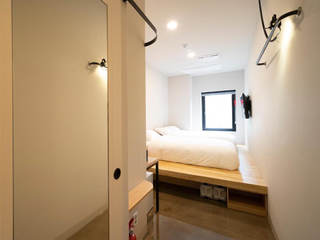 Трехместный (Трехместный номер), Wegoinn Hostel