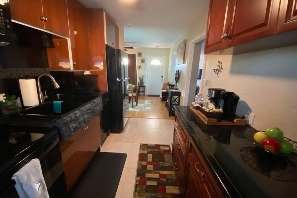 Private single family home - 10 minutes from beach photo 3
