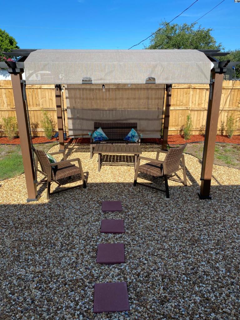 Private single family home - 10 minutes from beach photo 1