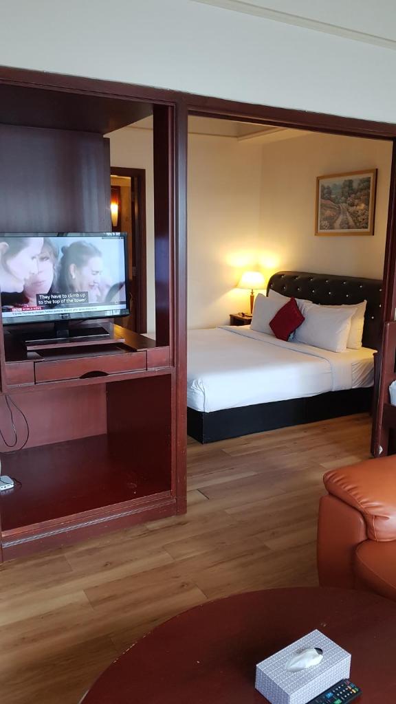 Апартаменты (Улучшенные апартаменты), Oriental Suites at Times Square