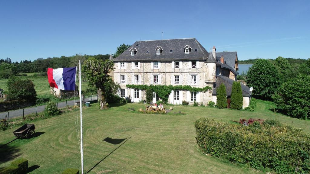Chateau de Savennes - Caveau de sabrage photo 4