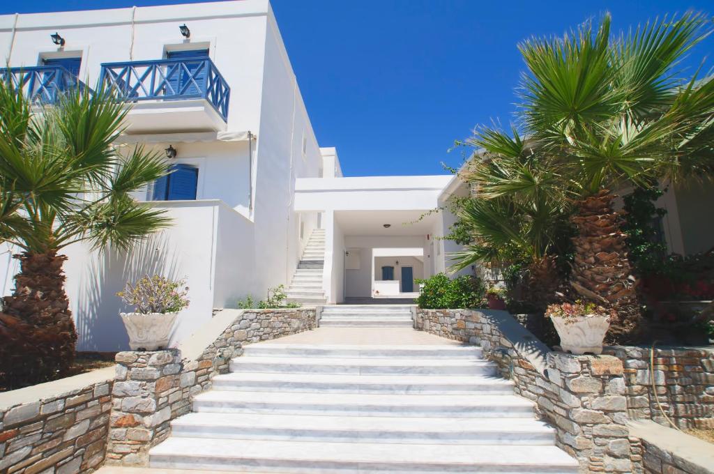 Manos Apartments photo 2