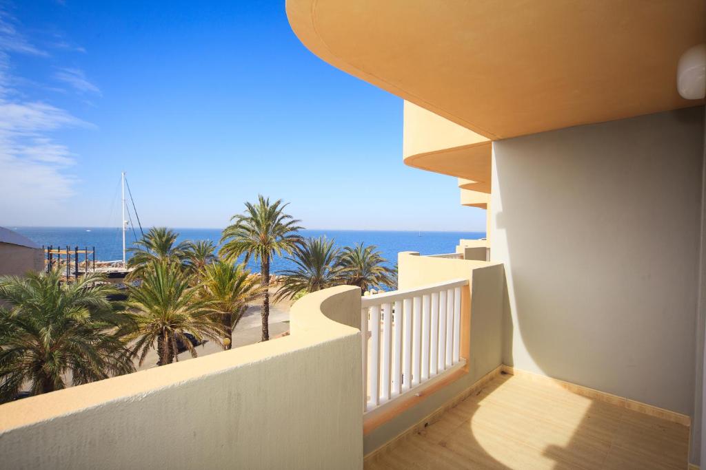 Two Bedroom Apartment La Manga photo 3