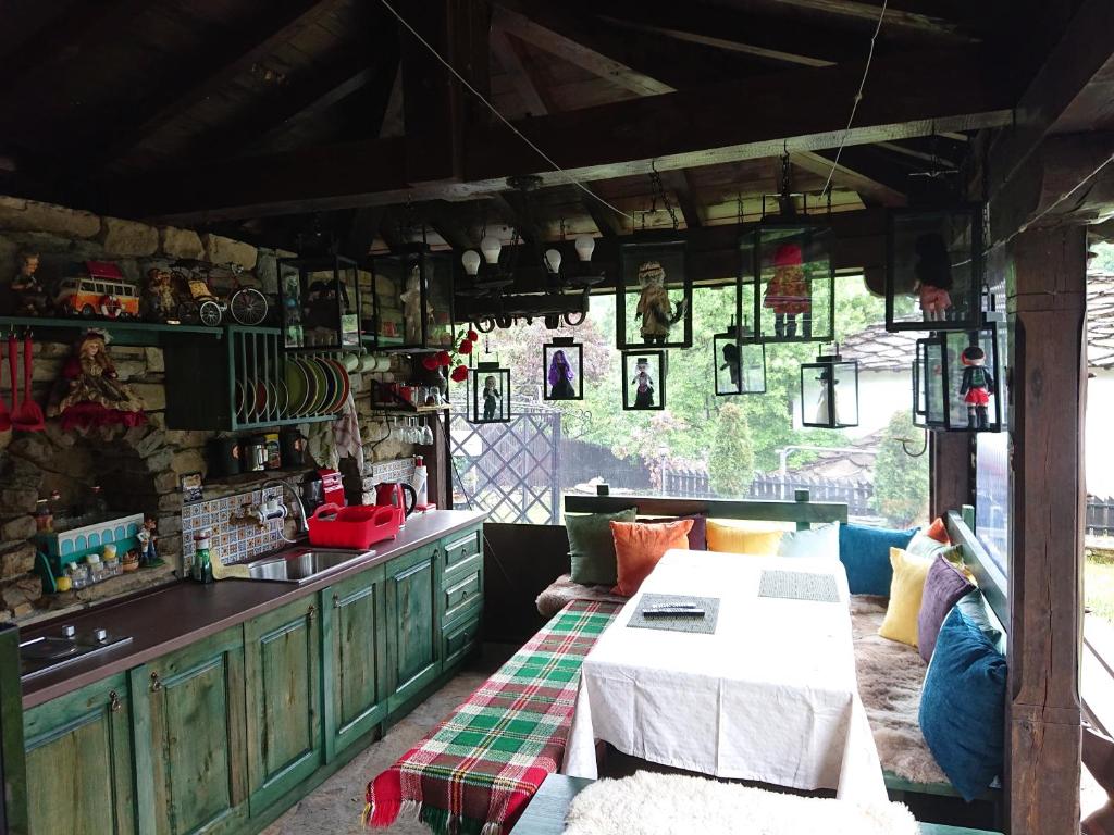 New Bakalov House photo 1