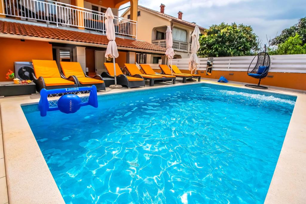 House Andja with Pool photo 1