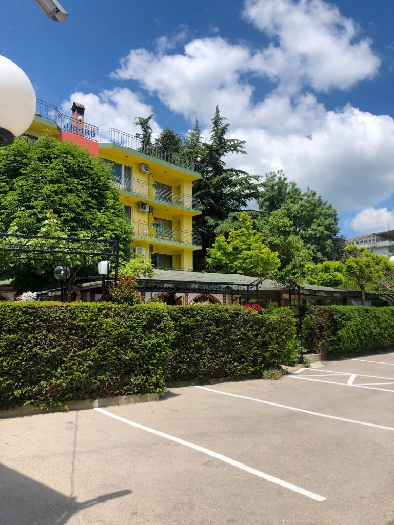 Hotel Jambo photo 1