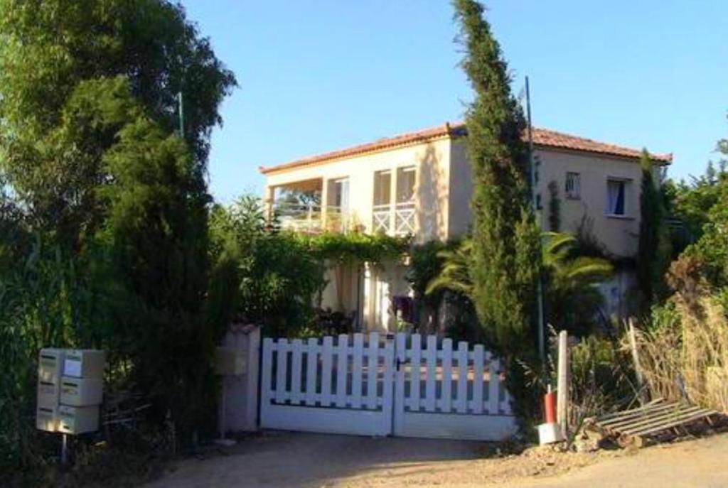 Maison de 3 chambres avec vue sur la mer et jardin clos a Punta Di Porticcio a 2 km de la plage