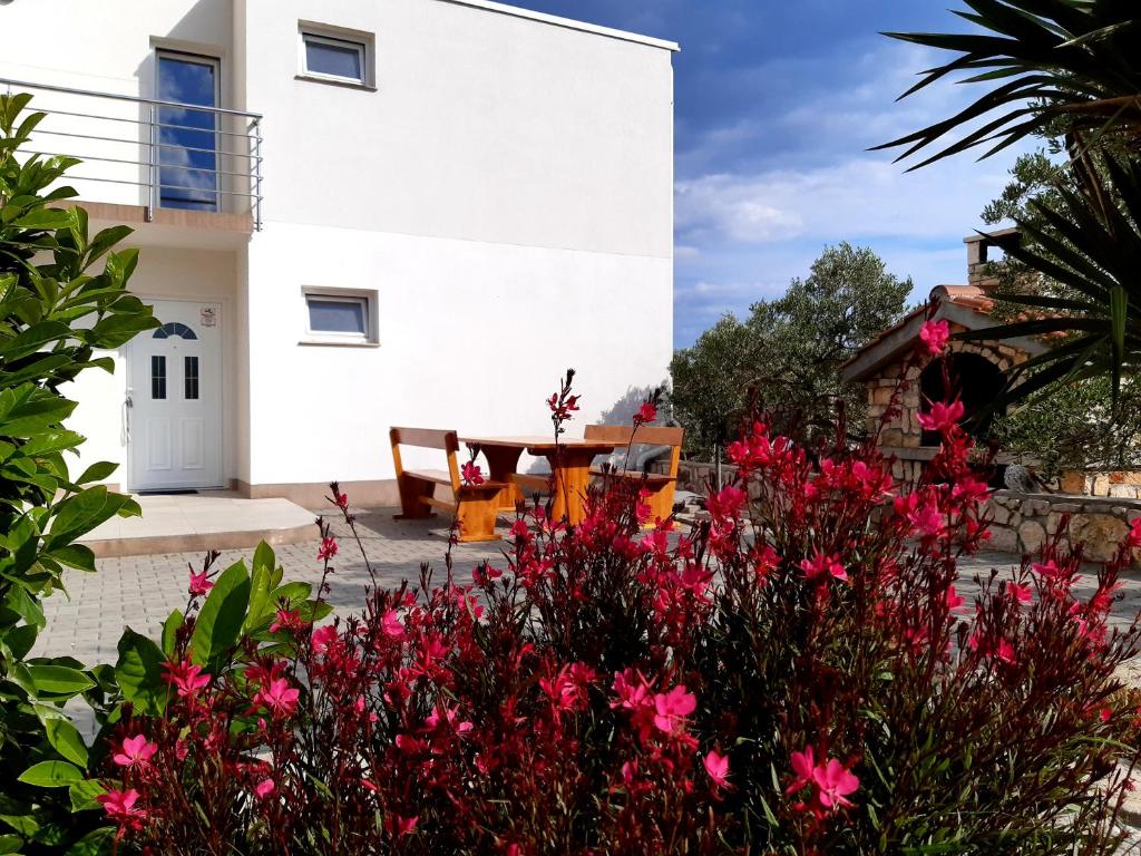 Apartments AS photo 4