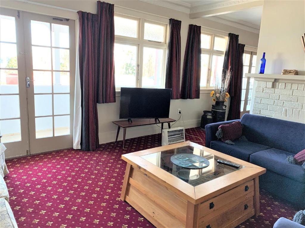 Ranfurly Hotel photo 4
