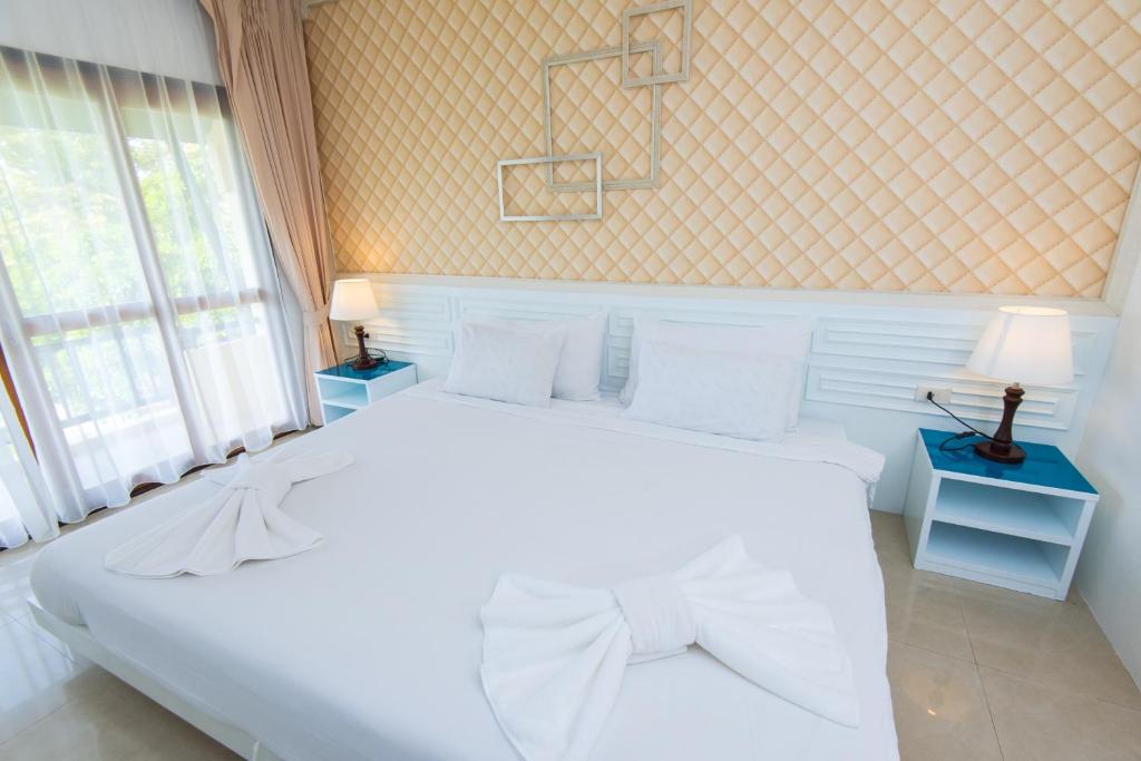 Baan Talay See Cream Resort photo 4