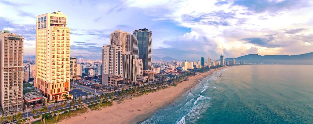 Balcona Hotel Da Nang