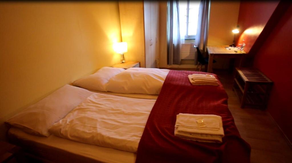 Gasthof Bären Aarburg last Check in 2100 pm photo 1