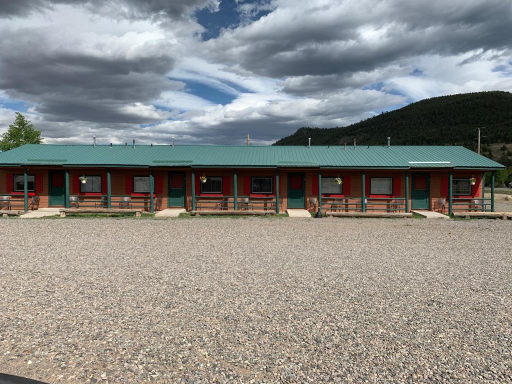 South Fork Lodge & RV Park Colorado photo 3