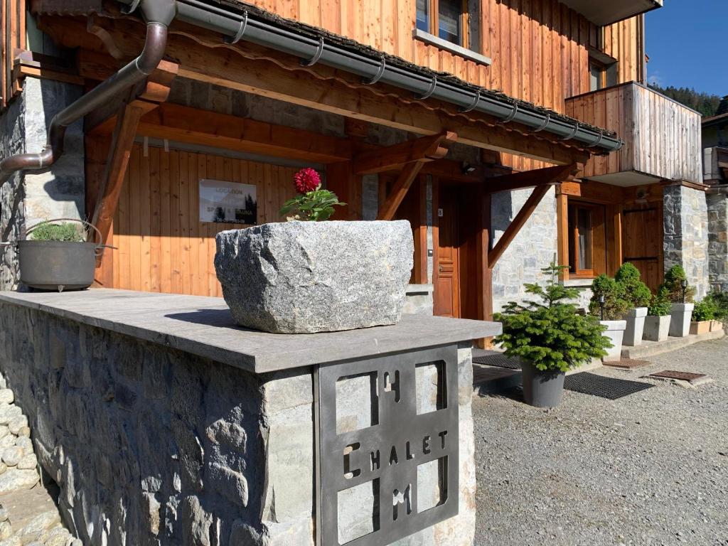 Chalet 4M Les Carroz et son Spa photo 1