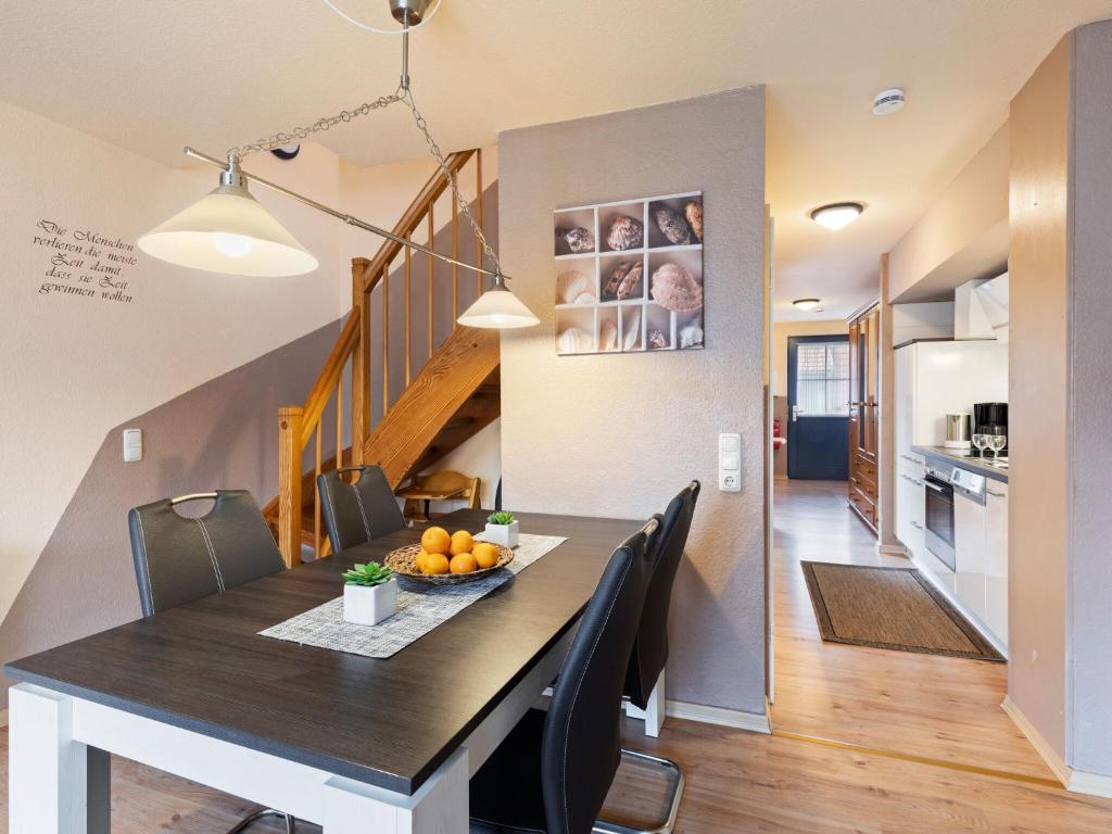 Spacious Apartment in Boltenhagen by the Sea photo 3