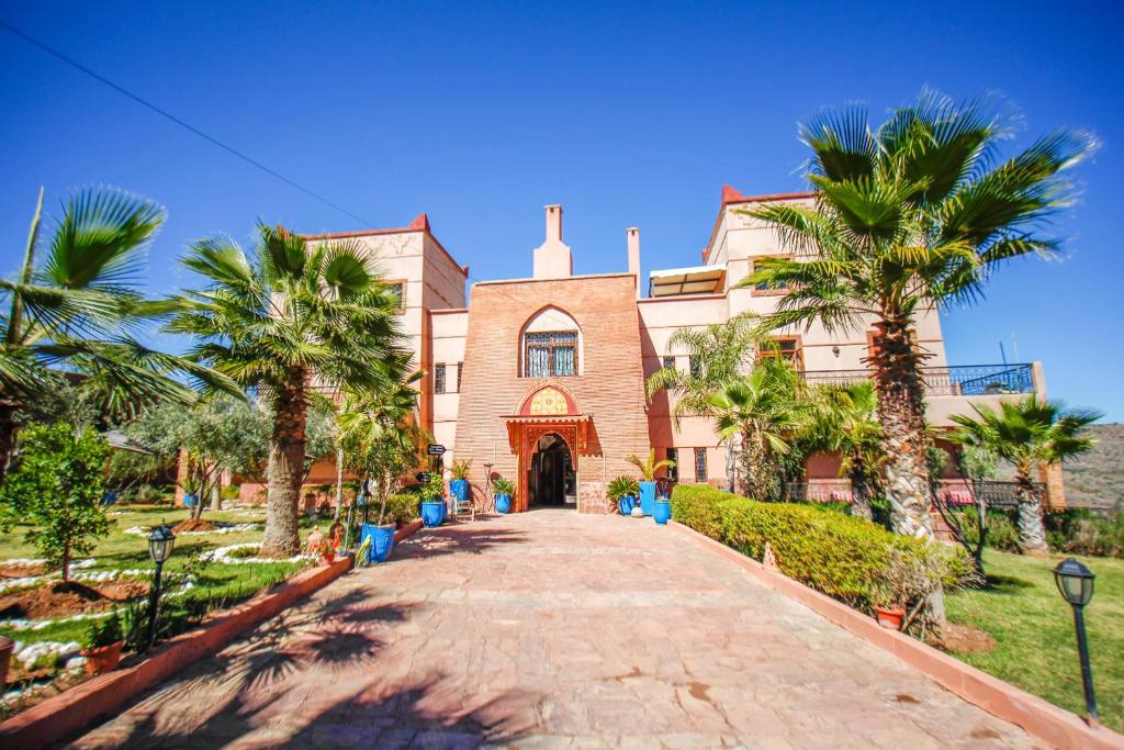 Kasbah Ait Oumghar photo 2