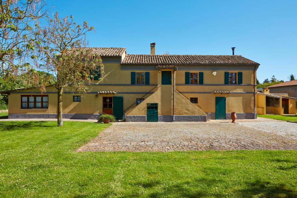 Casale Cenerelli photo 1