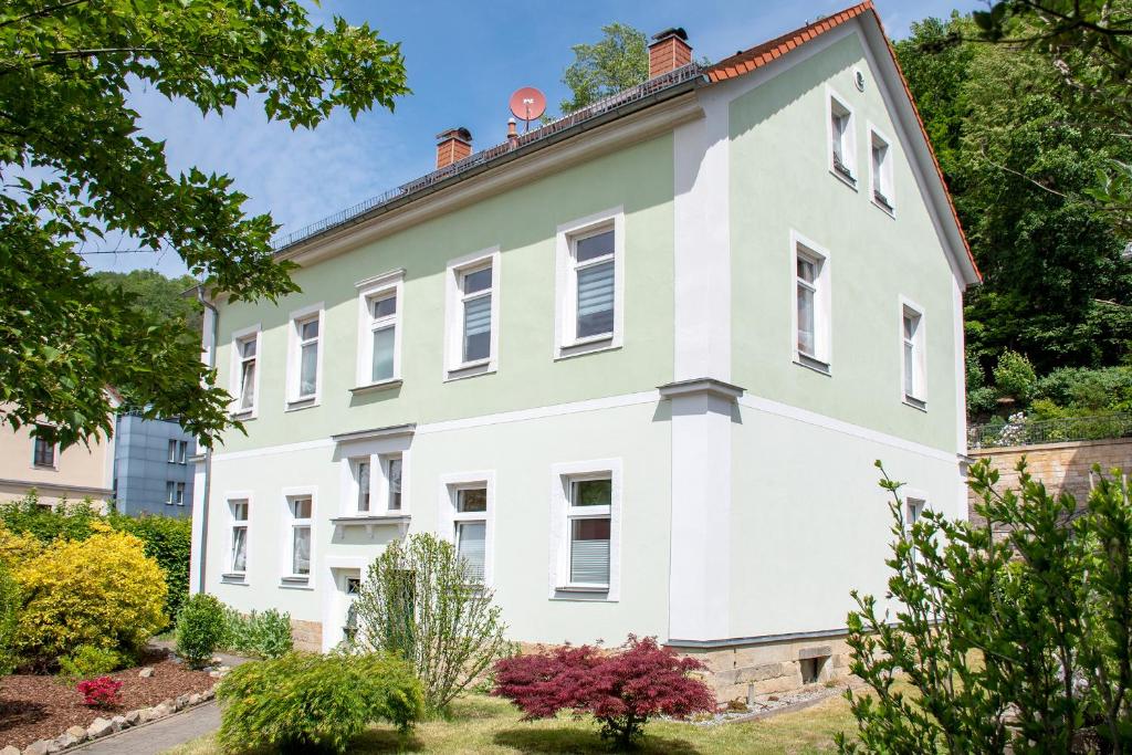 Holiday Apartments Wettin photo 2