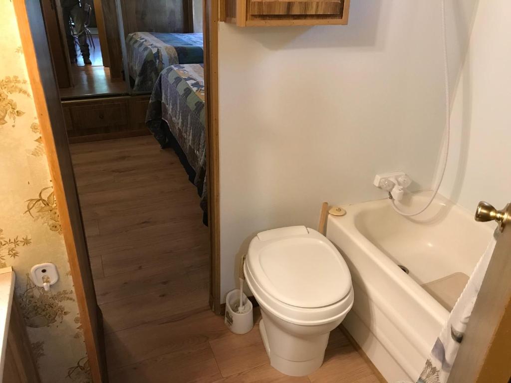 Grandview Cabins & RV Resort photo 4