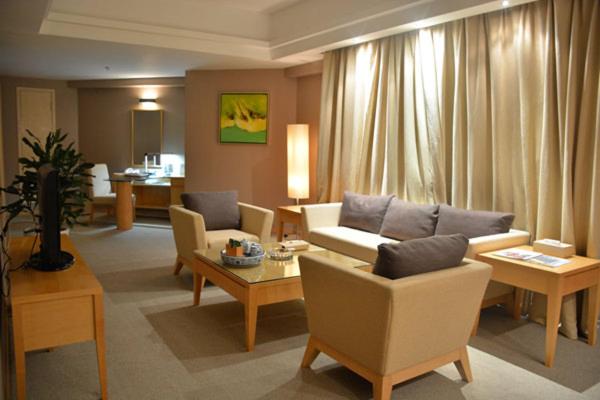 Двухместный (Номер с кроватью размера «king-size» и видом на горы), Haiyue Jianguo Hotel