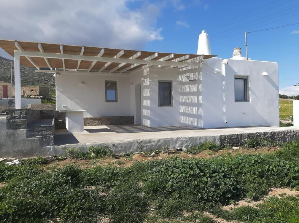 Κυκλαδίτικη παραδοσιακή κατοικία photo 2