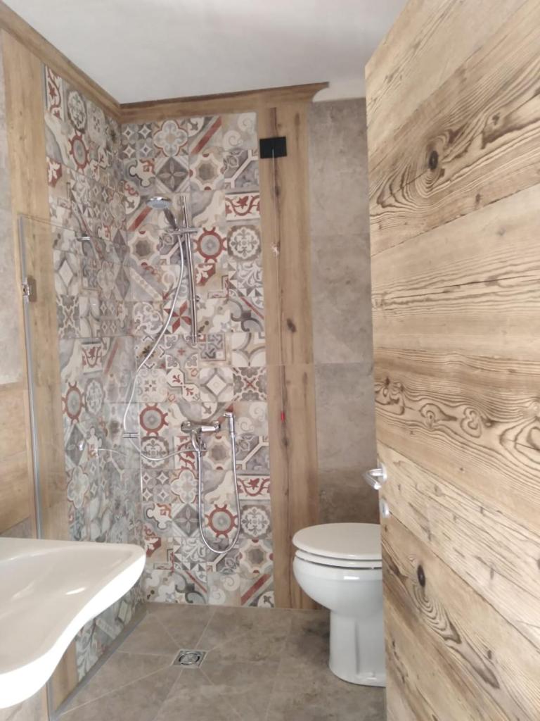 A la Ciasa de l'Artista Room Type - Double or Twin Room with Private External Bathroom