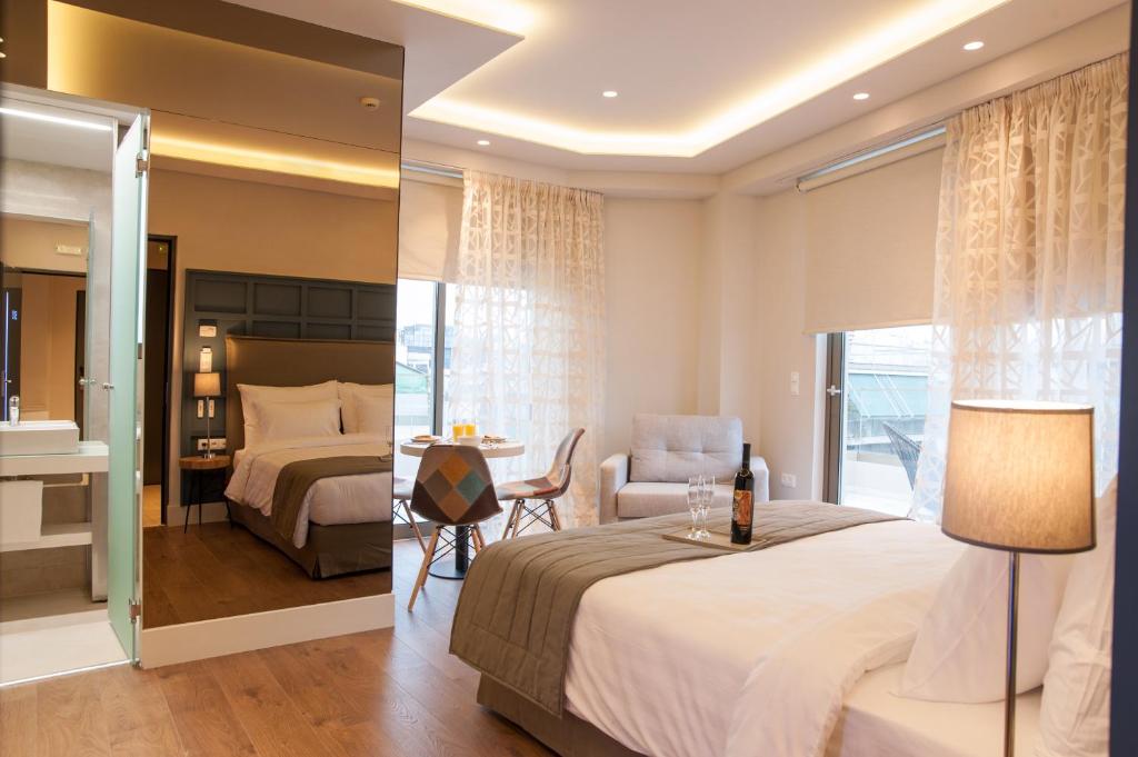 Двухместный (Двухместный номер-люкс с балконом), Athens Platinum Rooms and Suites