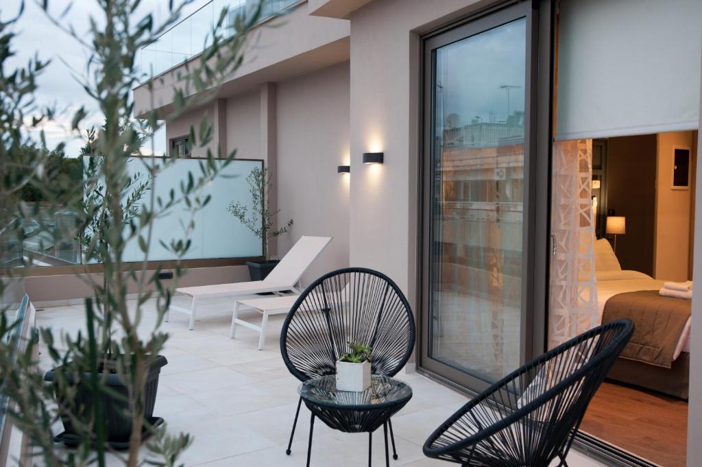 Двухместный (Двухместный номер-люкс с балконом), Athens Platinum Rooms and Suites