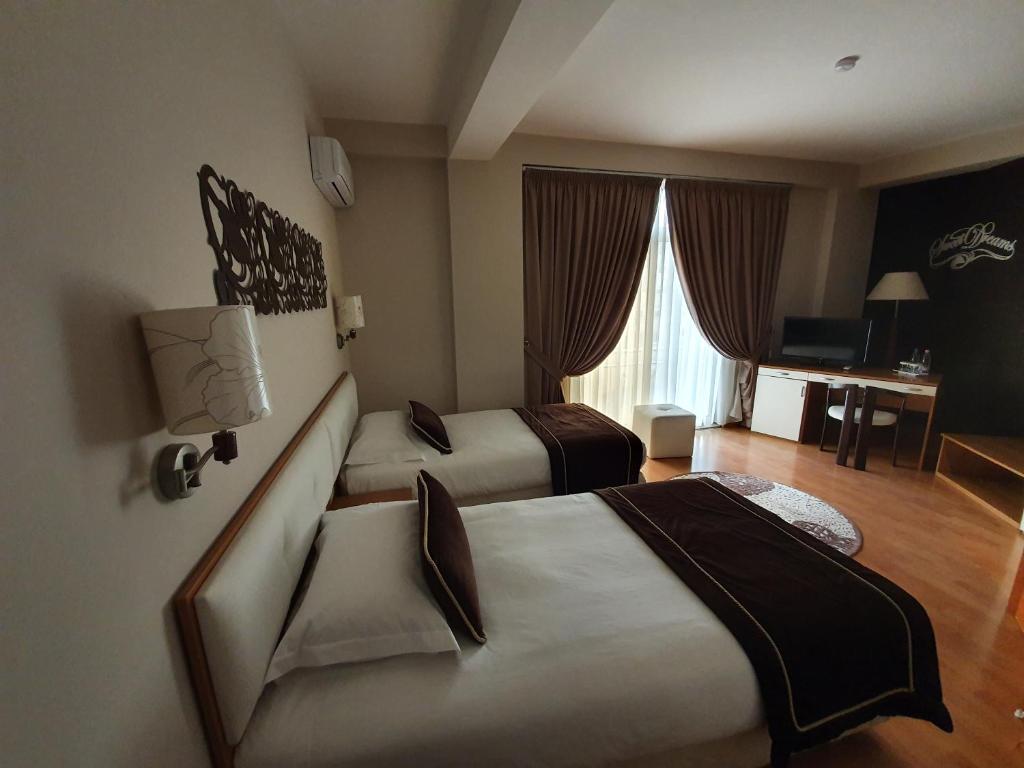 Hotel Arvi photo 2