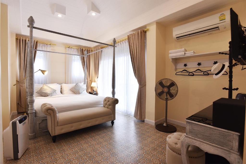 Сьюит (Полулюкс с балконом), Noursabah Boutique Bed Bangkok