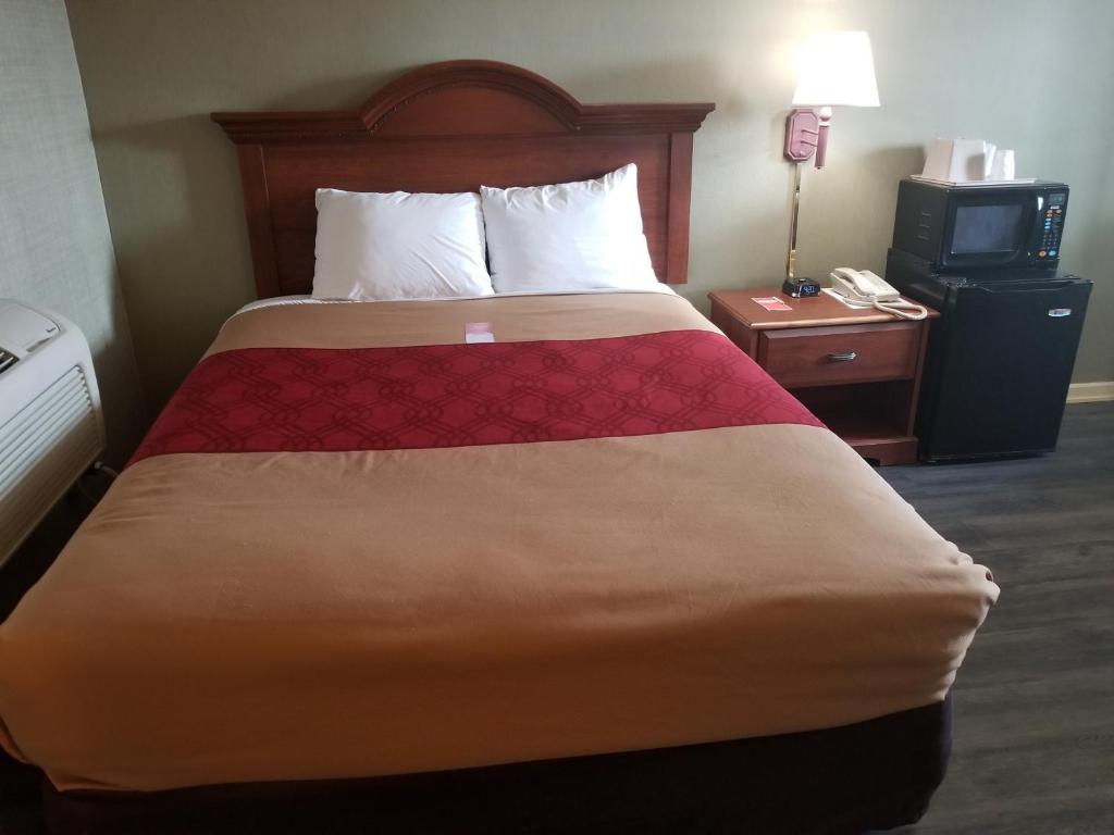 Falls Inn image