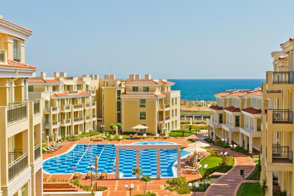 Flores Garden - Aqua Property G - Черноморец