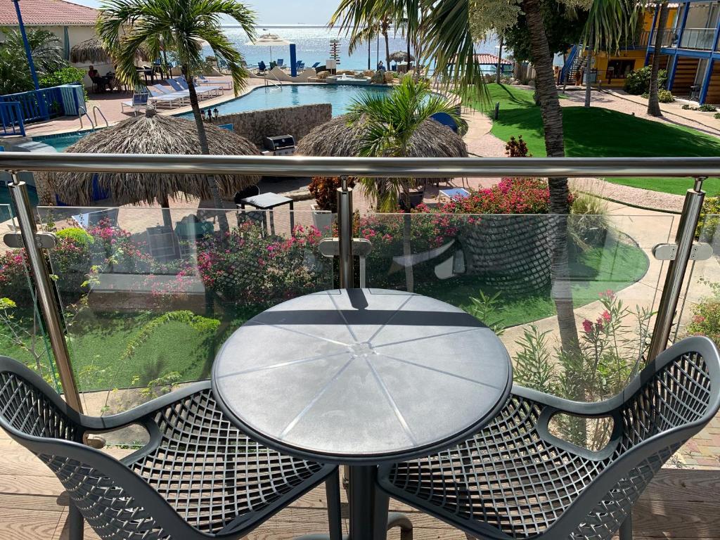 Divi Flamingo Beach Resort photo 4