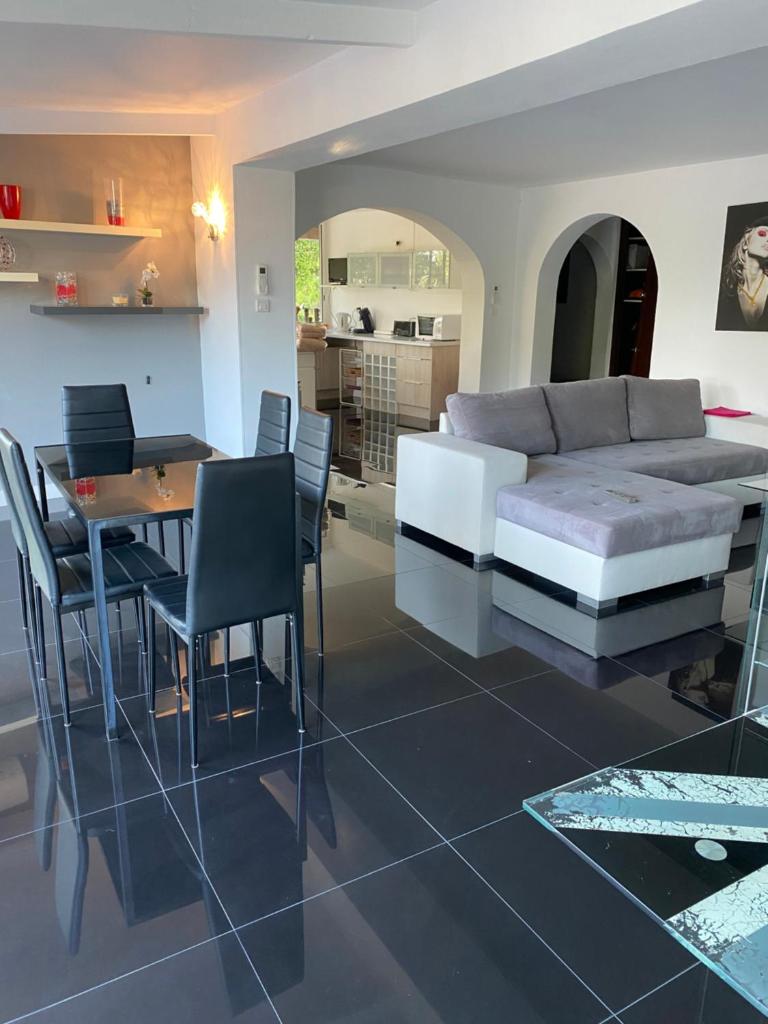 CAVALIERE APT 125M2 PISCINE photo 2