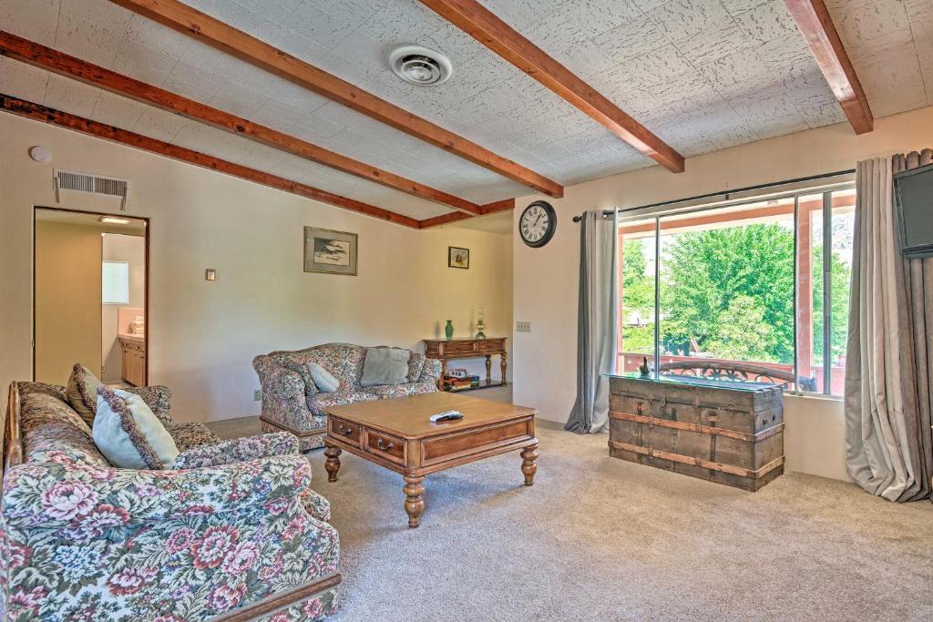 Scenic Kernville Home - Walk to Downtown and River! photo 4