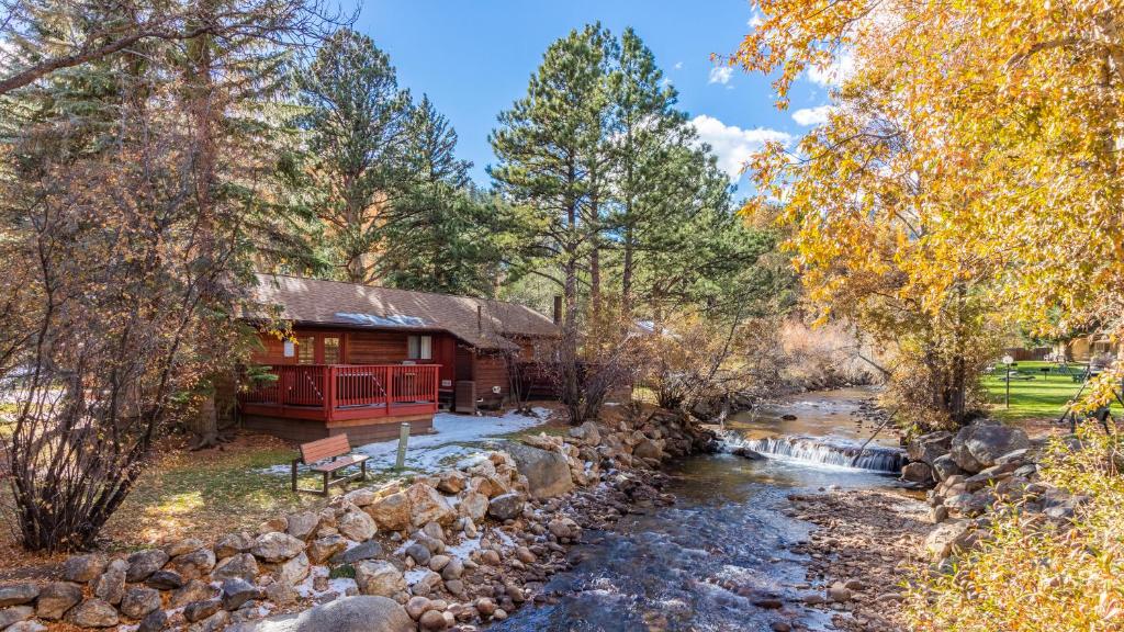 Streamside on Fall River photo 3
