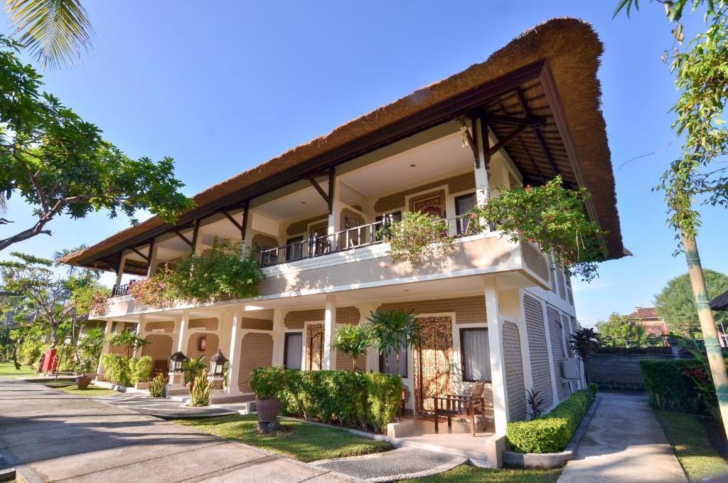 Aneka Lovina Villas and Spa - Tap to explore photos