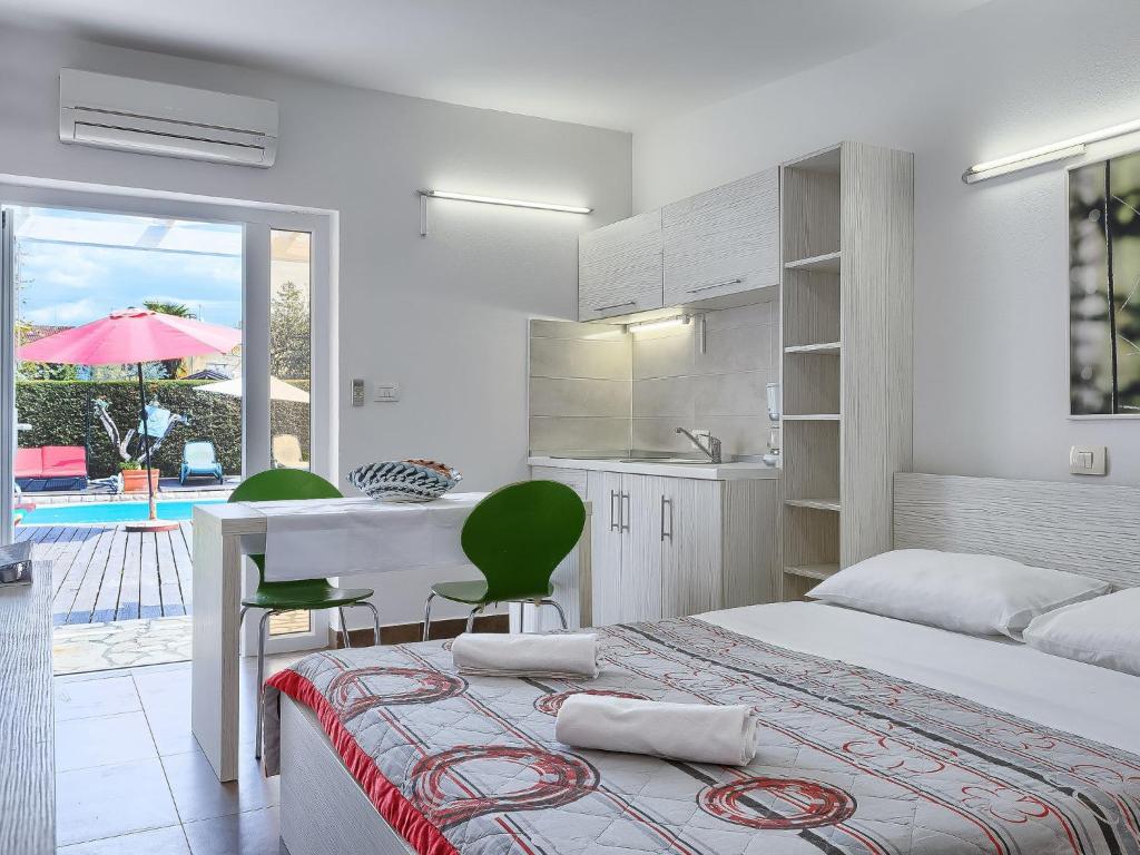 Apartment Nika-10 by Interhome photo 3