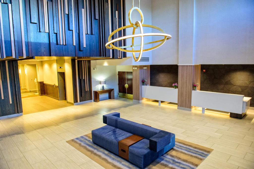 Crowne Plaza Dulles Airport, an IHG Hotel image
