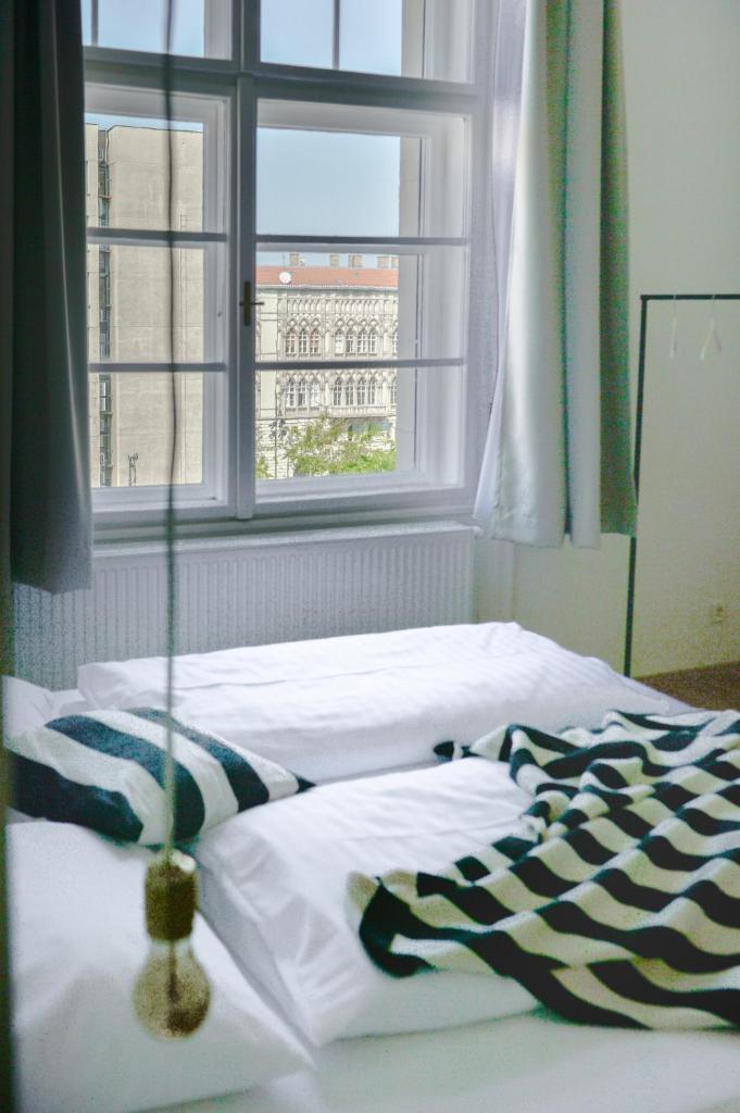 Студио (Улучшенный номер-студио с видом на площадь), The Magazine Hotel & Apartments