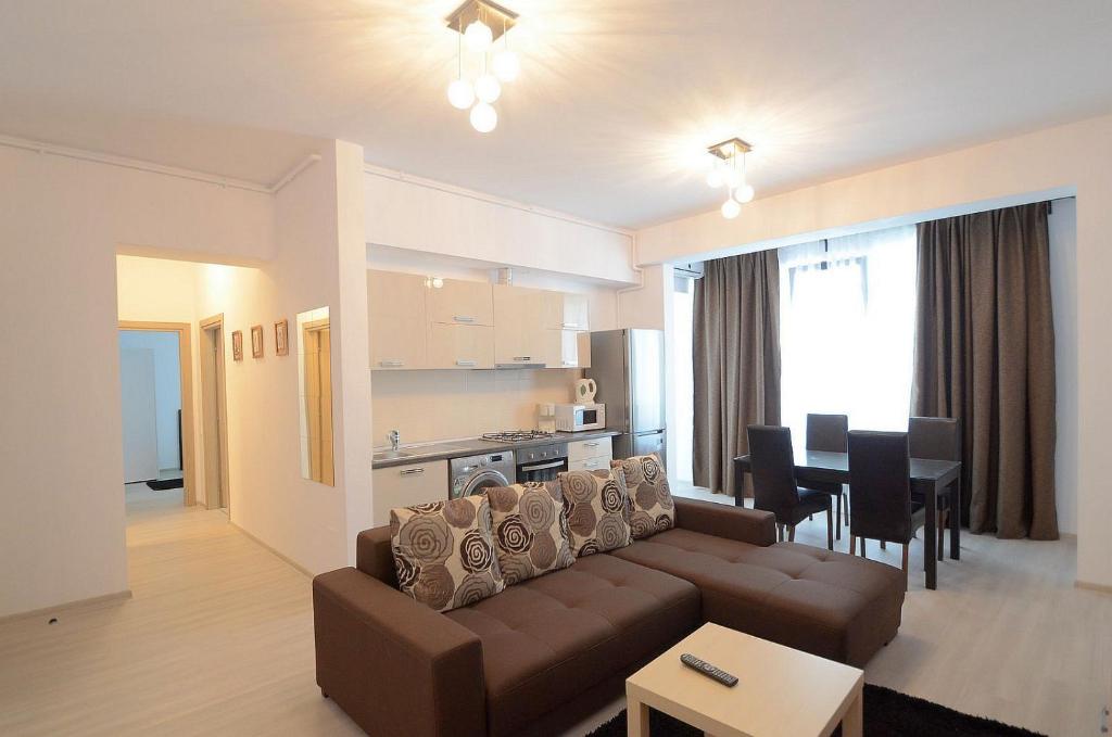 Апартаменты (Апартаменты с 2 спальнями), Uptown Residence Apartments