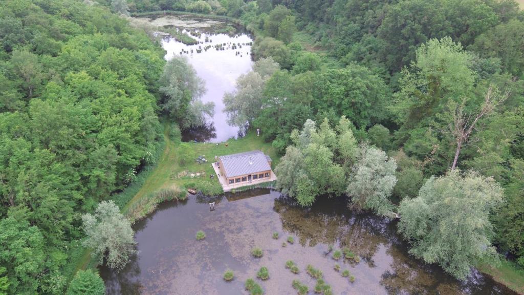 La cabane du pont du Douet photo 3