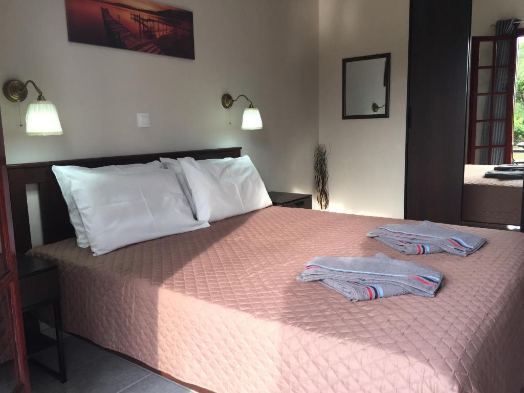 Alexander Apartments photo 3