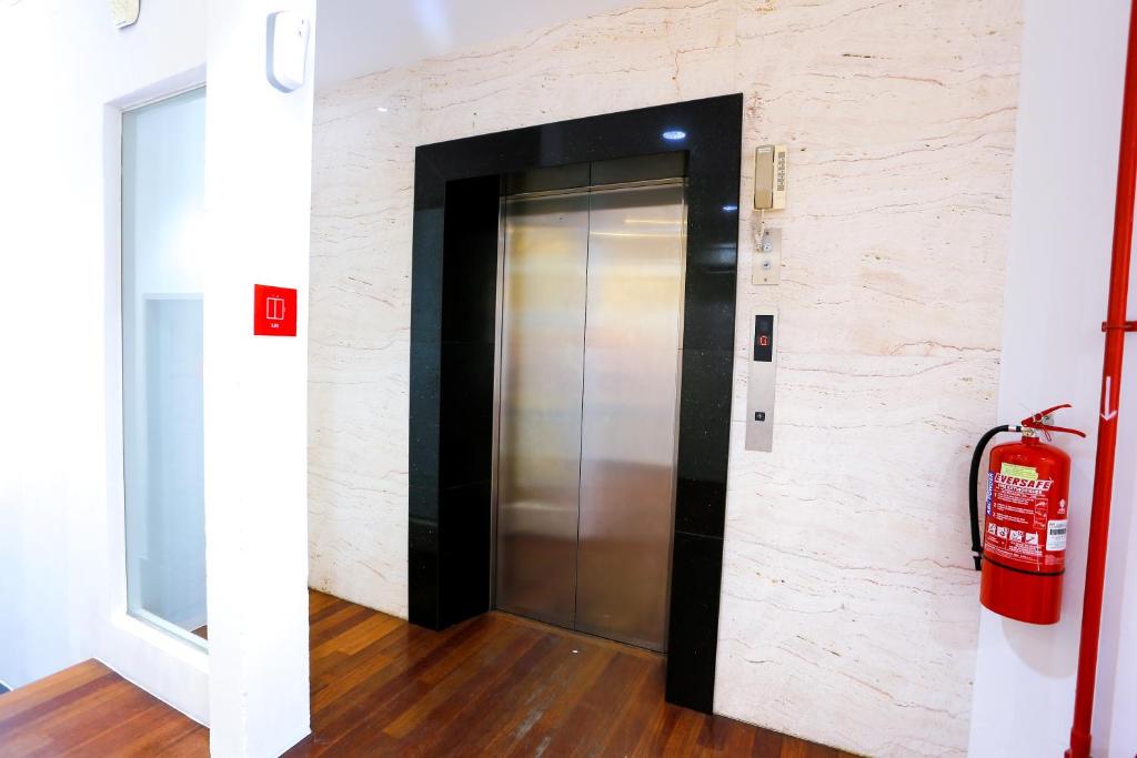 Lux Hotel photo 1