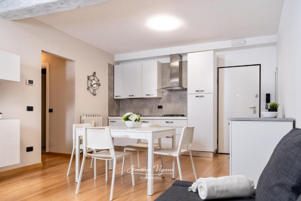 Feel at Home - NEL CUORE DI LOVERE photo 4