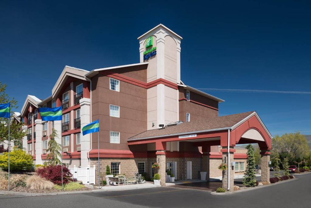 Holiday Inn Express Wenatchee, an IHG Hotel image