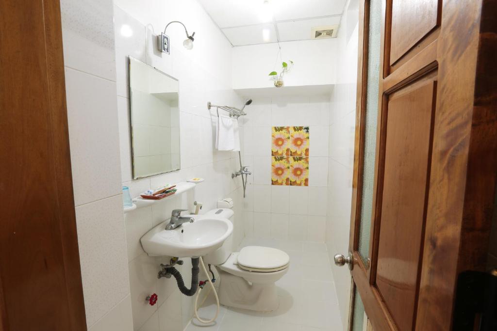 Двухместный (Двухместный номер Делюкс с 1 кроватью), Chim Go Kien Villa Hotel