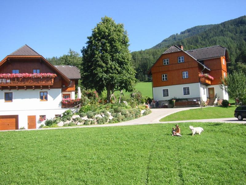 Hüttstädterhof Familie Pötsch photo 3