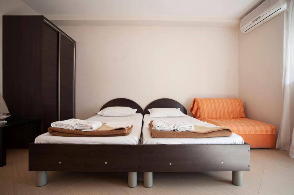 Студио (Стандартный трехместный номер-студио), Mandir apartments - Center